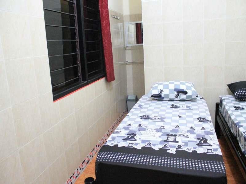 Tri Star Homestay Madiun Luaran gambar
